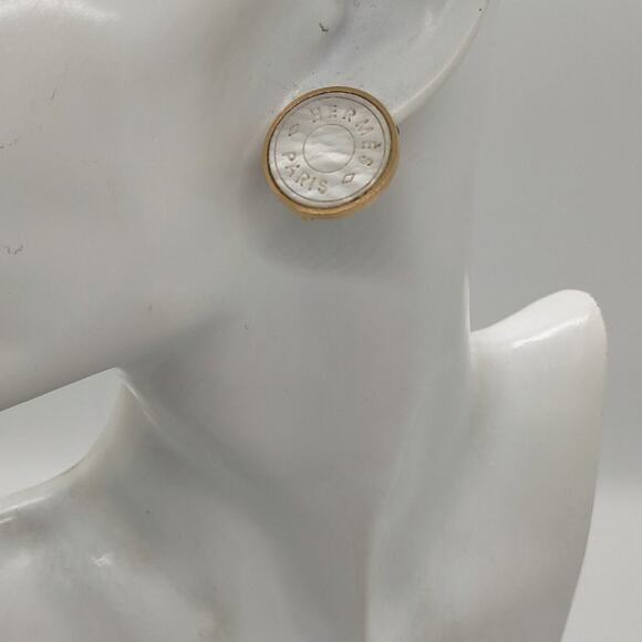 Hermes Clou de Selle Mother of Pearl Clip-on Earrings - Picture 9 of 9